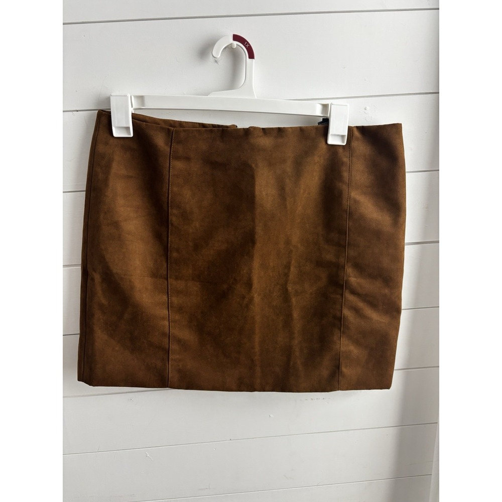 H&M Suede Mini‎ Skirt Women's Size 14 0230